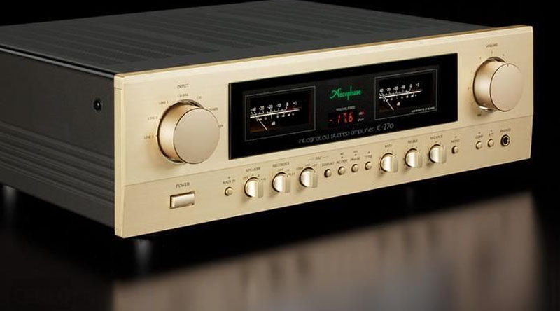 Amply Accuphase E270