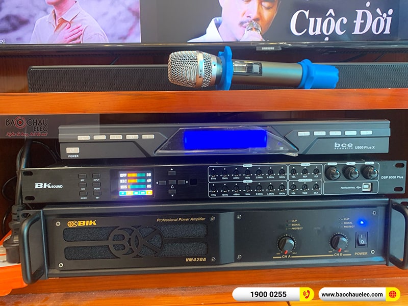 Dàn karaoke gia đình anh Quang 
