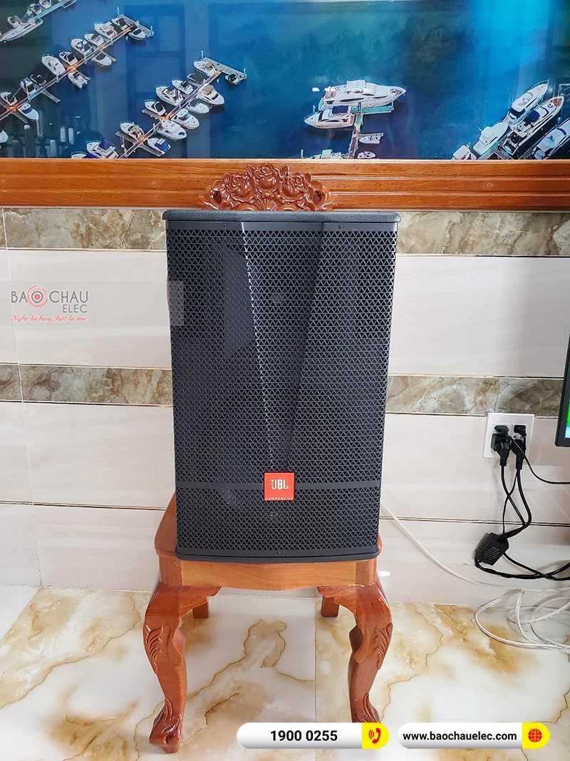 Dàn karaoke gia đình chị Thảo