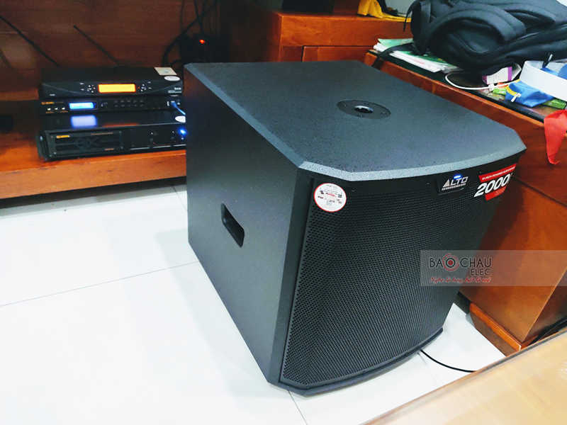 D&agrave;n karaoke gia đ&igrave;nh anh S&aacute;u h4