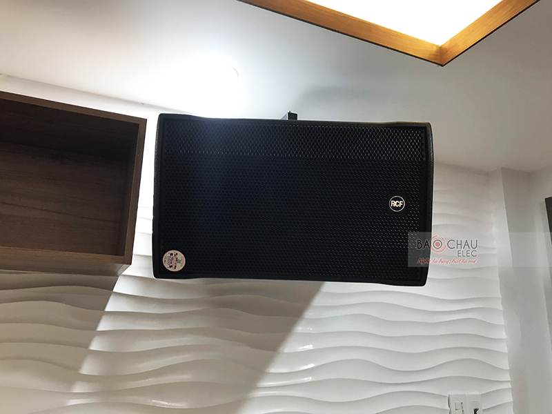 Dàn karaoke gia đình anh Thuận h2