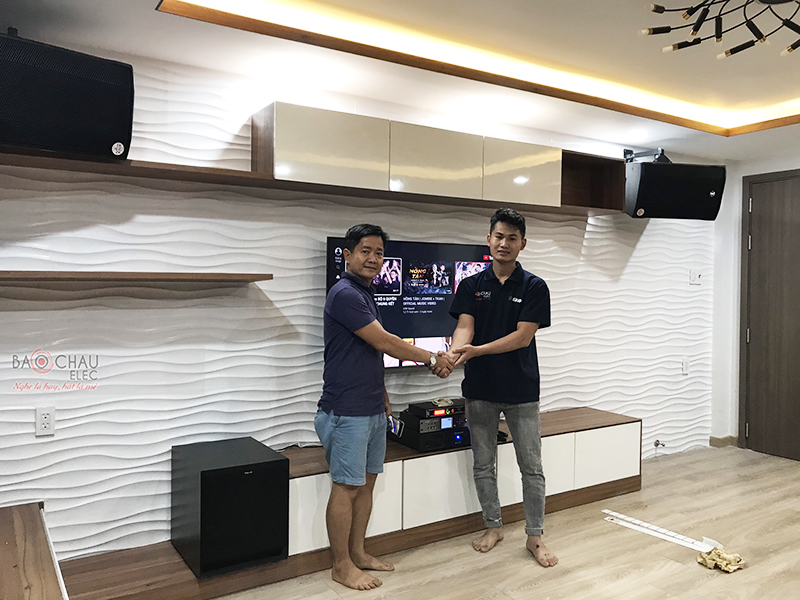 Dàn karaoke gia đình anh Thuận h6