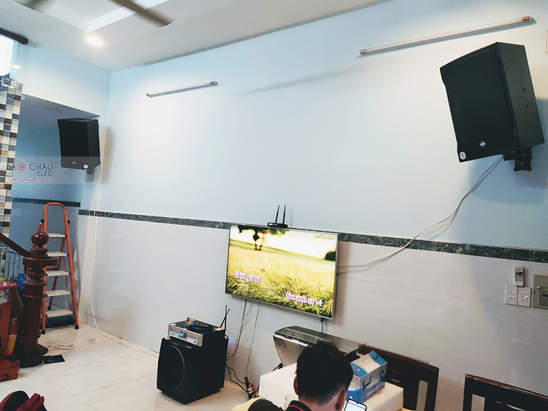 Dàn karaoke gia đình anh Trung h5