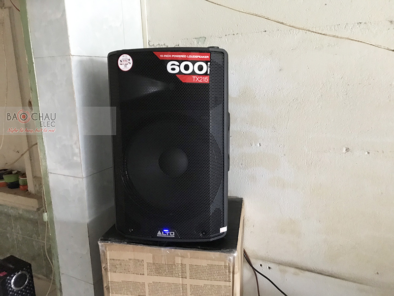 Dàn karaoke gia đình anh Tú h1