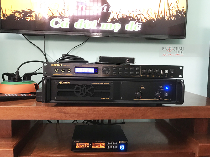 Dàn karaoke gia đình chị Thắm h3