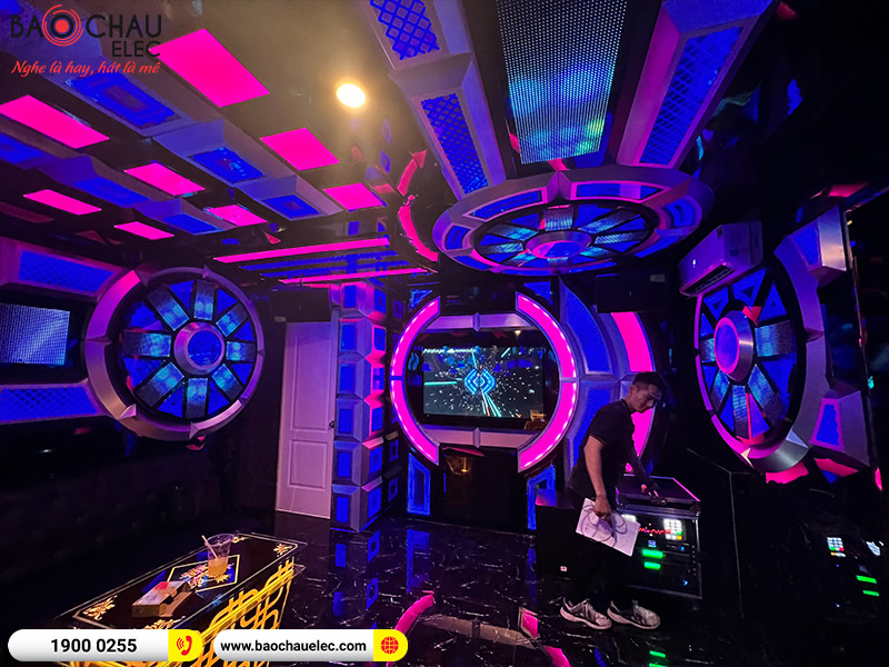 Lắp đặt 18 phòng karaoke kinh doanh cho quán Mool Luxury tại Quận 7, TPHCM