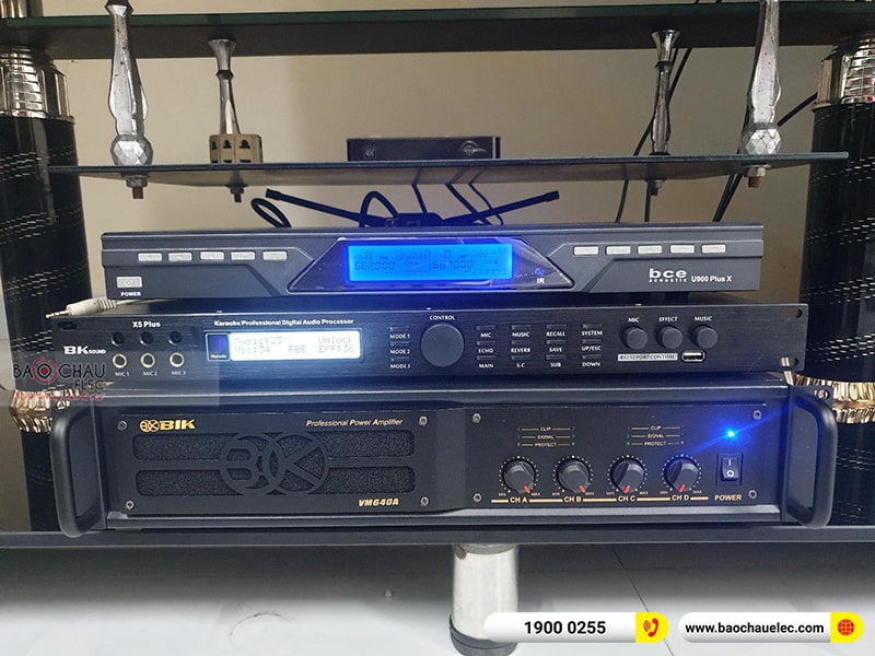 Dàn karaoke gia đình anh Bắc