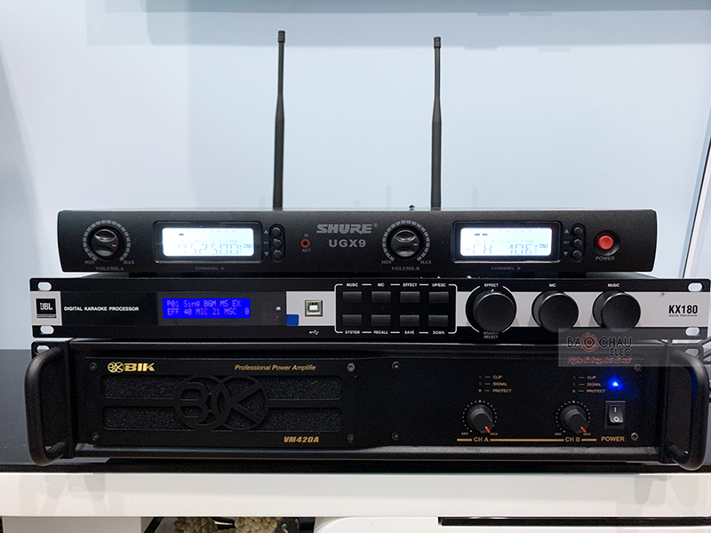 D&agrave;n karaoke gia đ&igrave;nh chị H&agrave; h2