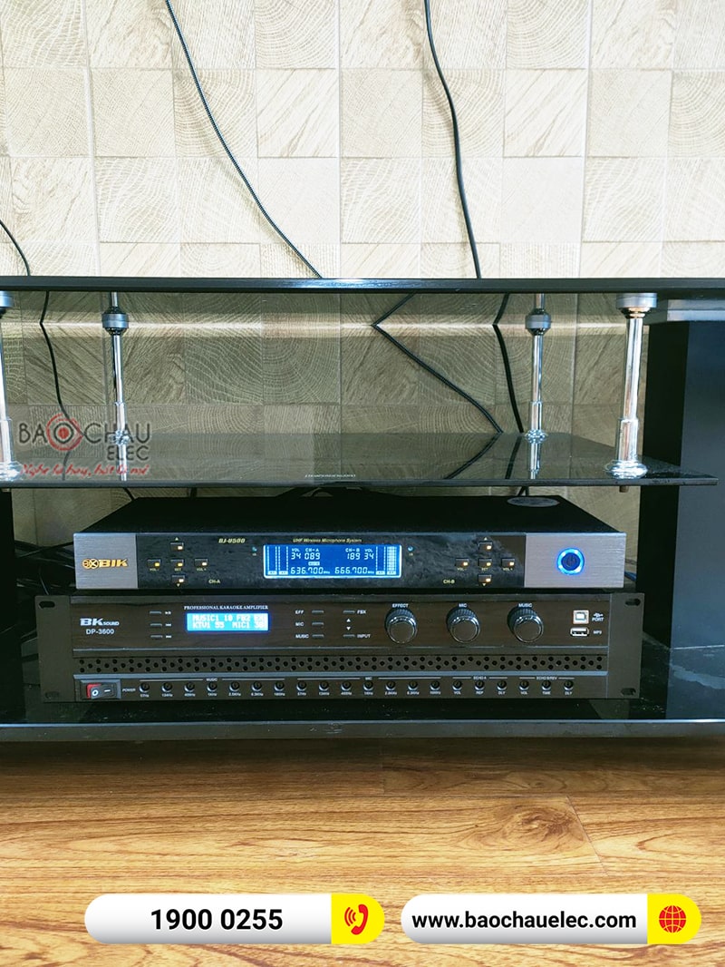 Dàn karaoke gia đình chị Thủy