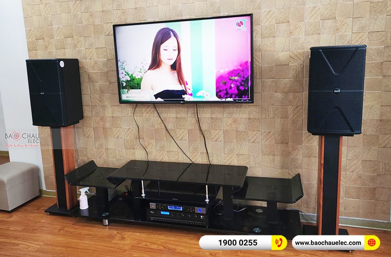 Dàn karaoke gia đình chị Thủy