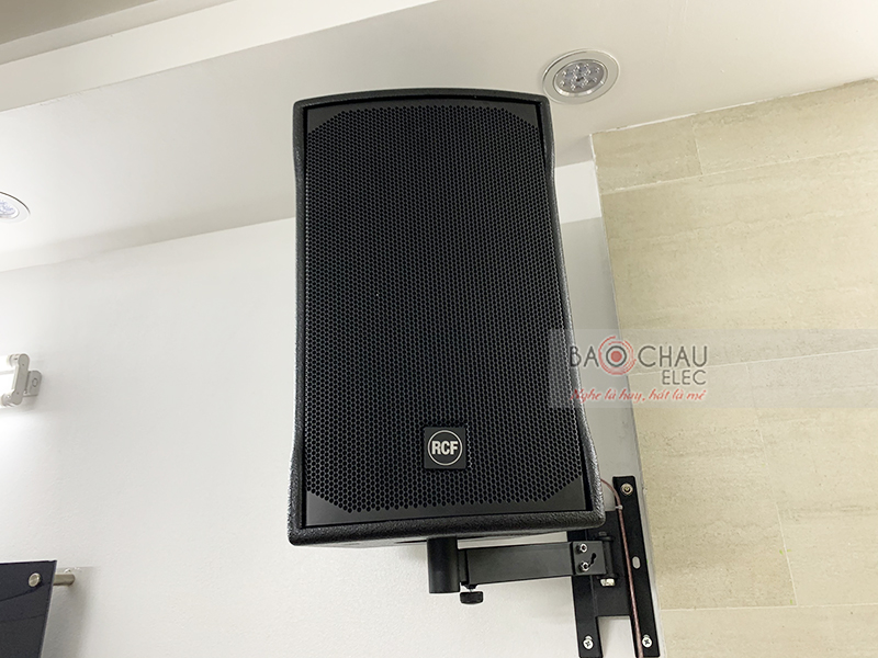 Dàn karaoke gia đình chị Yến h1
