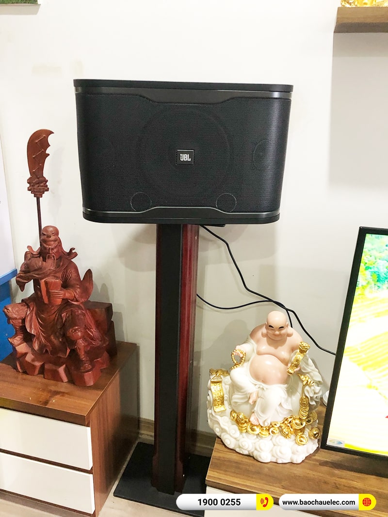 Lắp đặt dàn karaoke trị giá hơn 30 triệu cho chị Thủy tại Hà Nội (JBL RM210, JBL KX180A, JBL VM300)