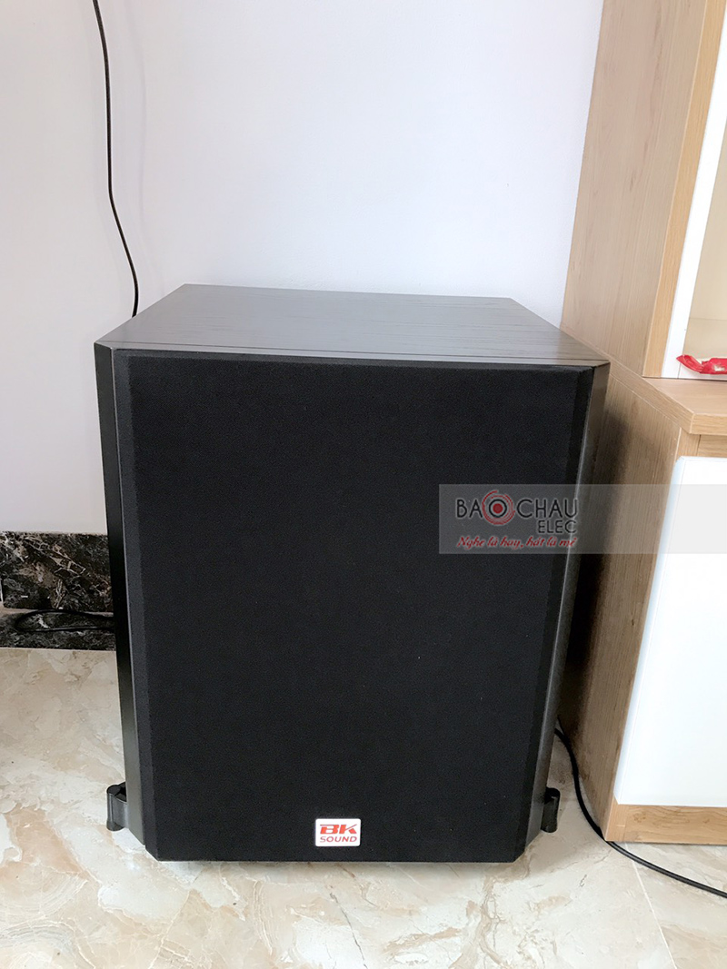 Lắp đặt dàn karaoke gia đình anh Linh tại Nam Định (BMB 880SE, Crown T5, X6 Luxury, SW612B, UGX12 Gold)