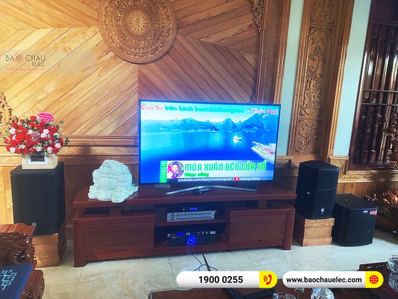Dàn karaoke gia đình anh Hải