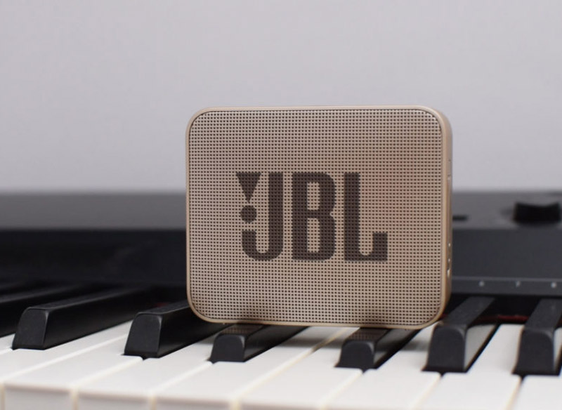 Loa Bluetooth JBL Go 2 thời gian sử dụng 5 giờ đồng hồ