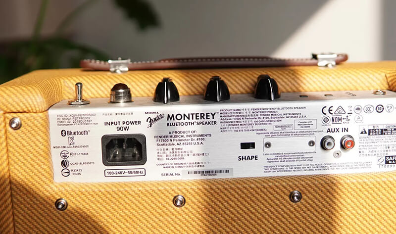 Loa Fender Monterey Tweed 