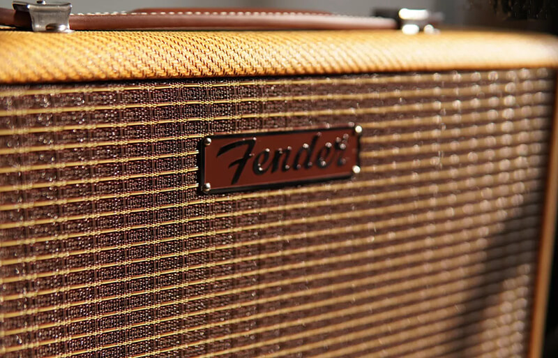 Loa Fender Monterey Tweed 