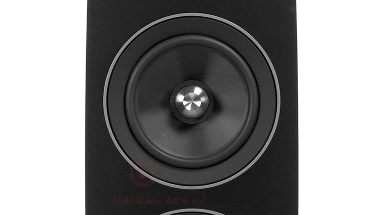 Loa Jamo C109 với củ mid và bass đều ứng dụng công nghệ Long Displacement Surround