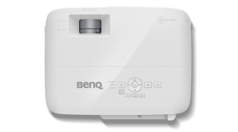 Máy chiếu BenQ EH600 thiết kế phím chức năng ở mặt trên