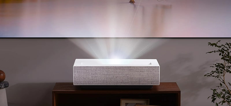 Máy chiếu LG CineBeam Laser 4K UHD HU715QW