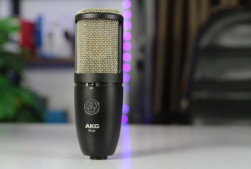 Micro thu âm condenser AKG P420