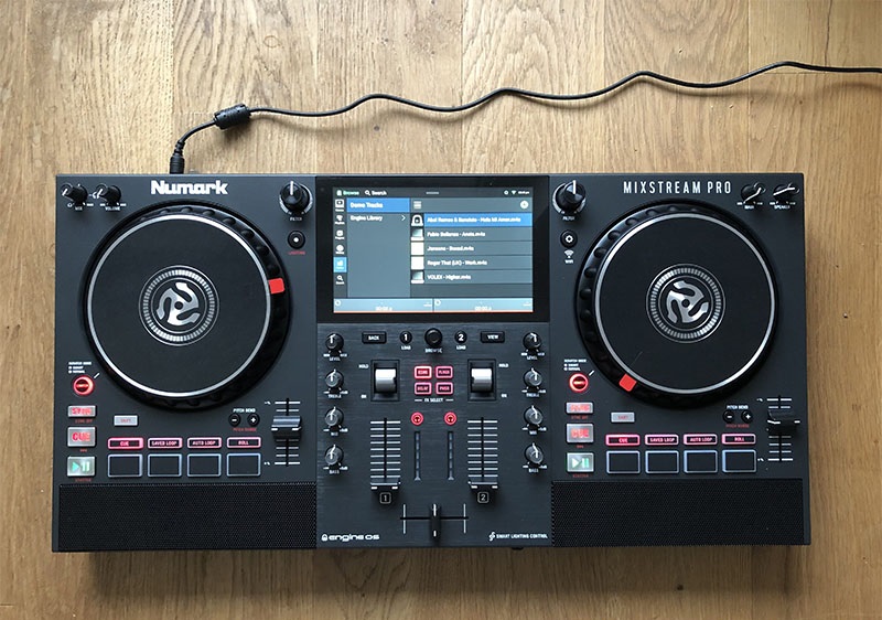 Bàn DJ Numark Mixstream Pro 