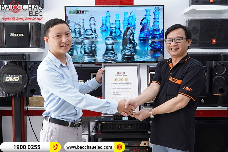 Chuyến ghé thăm đầy ý nghĩa của chủ tịch BMB Tanaka tới showroom Trần Khát Chân – Hà Nội 