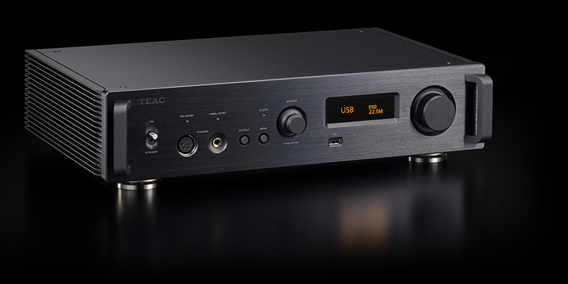 Đầu Teac UD-701N 