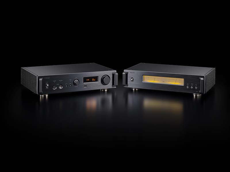 Đầu Teac UD-701N 