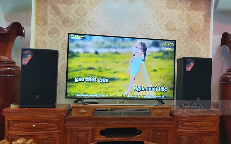 Dàn karaoke cao cấp của gia đình anh Hiền ở Đồng Văn h7