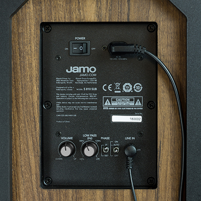 Loa Sub Jamo S810 hệ thống cổng kết nối đa dạng