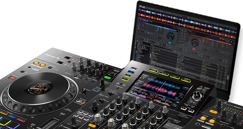 So sánh: Nên dùng phần mềm Serato DJ hay Virtual DJ?