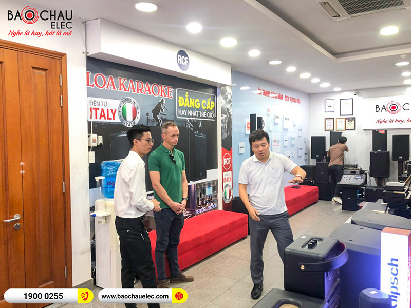 Giám đốc tập đoàn Inmusic Châu Á Thái Bình Dương Mr.Mark Spies tới thăm showroom 63 Phổ Quang – TPHCM 