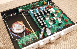 Ampli bán dẫn là gì ? Có bao nhiêu loại ampli bán dẫn 
