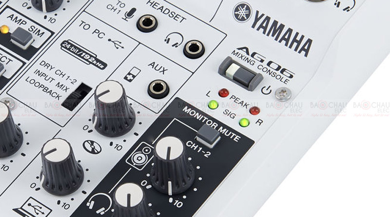 Bàn mixer Yamaha AG06