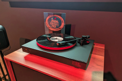 Cổng Phono là gì? Cách dùng cổng Phono trên Amply chi tiết