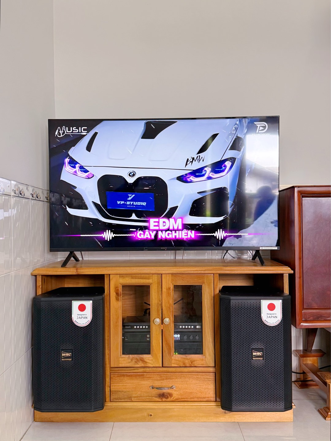 Khách hàngAn Huyđánh giá về sản phẩmCục đẩy công suất Philips CSS5561/70 (2 kênh, 600W, Class H)