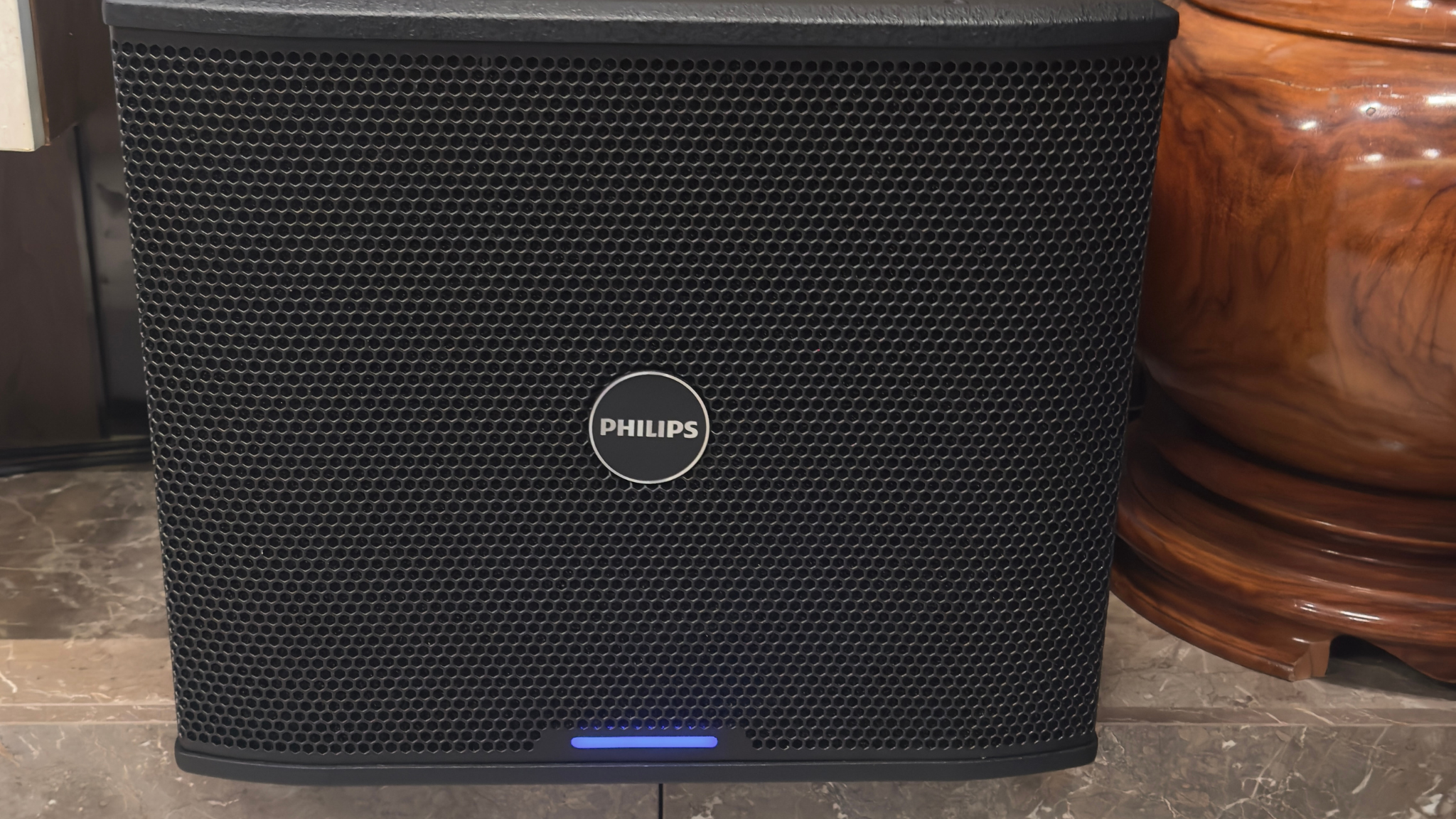 Khách hàngPham Thuyđánh giá về sản phẩm Loa sub điện Philips CSS2110/70 (Bass 30cm, 500W RMS, Ferrite)