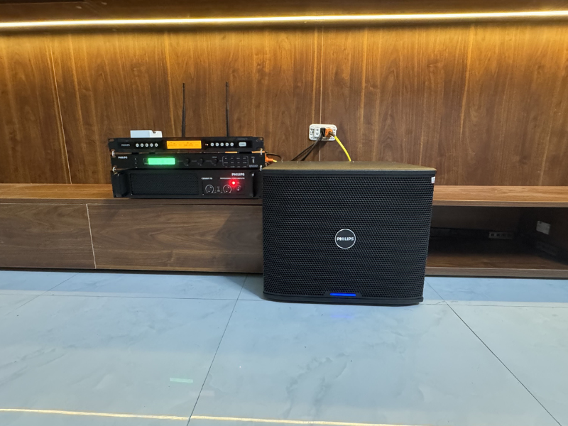 Khách hàngHoàng Giangđánh giá về sản phẩm Loa sub điện Philips CSS2110/70 (Bass 30cm, 500W RMS, Ferrite)