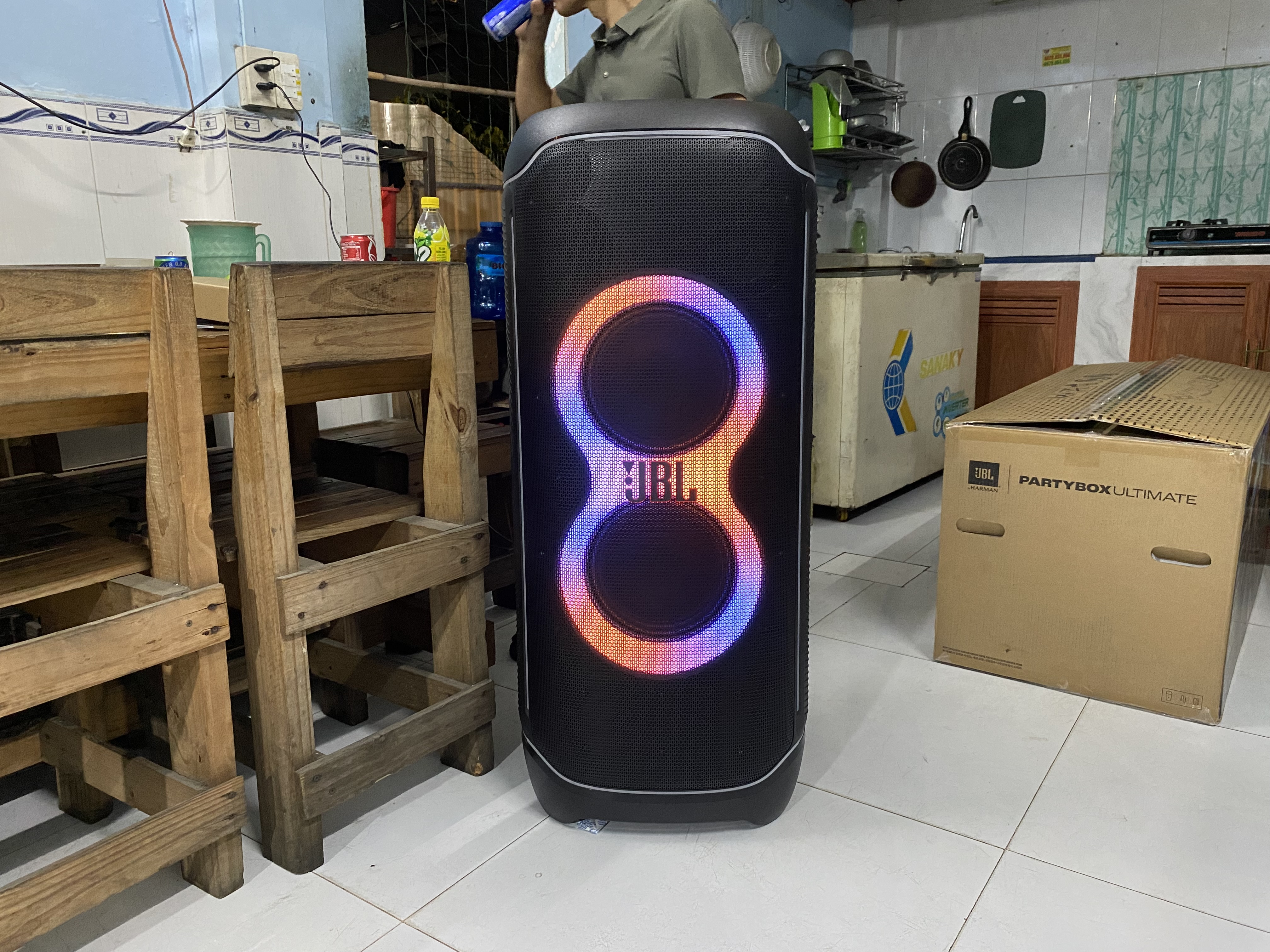 Khách hàngNguyễn Kiềuđánh giá về sản phẩmLoa JBL PartyBox Ultimate (1100W, IPX4, Bluetooth 5.3)