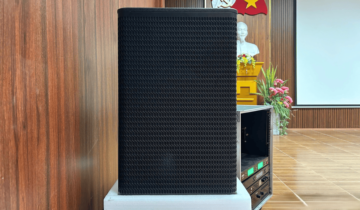 Khách hàngĐào Anh Tuấnđánh giá về sản phẩmLoa Philips CSS1600/70 (Bass 30cm, 400W RMS)