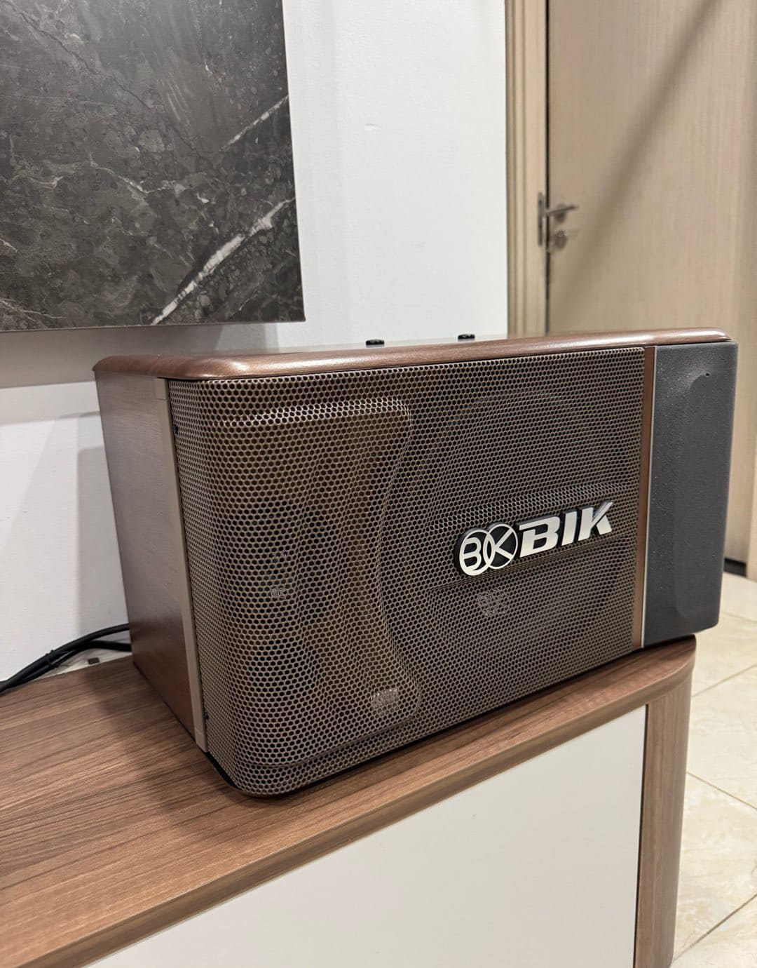 Khách hàngHoàng Nhungđánh giá về sản phẩmLoa BIK BJ-S886GV (Bass 25cm, 150W RMS)