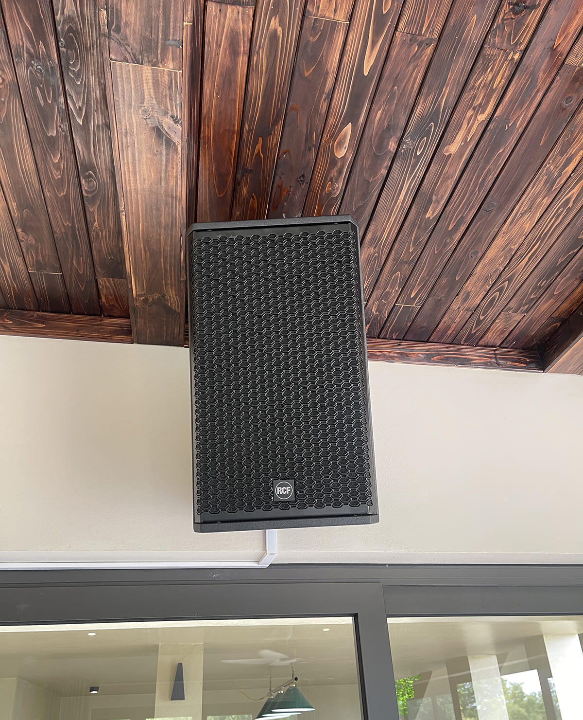Khách hàngLê vinhđánh giá về sản phẩmLoa RCF G-MAX 12 (Bass 30cm, RMS 500W, SPL 130 dB, designed and engineered in Italy)