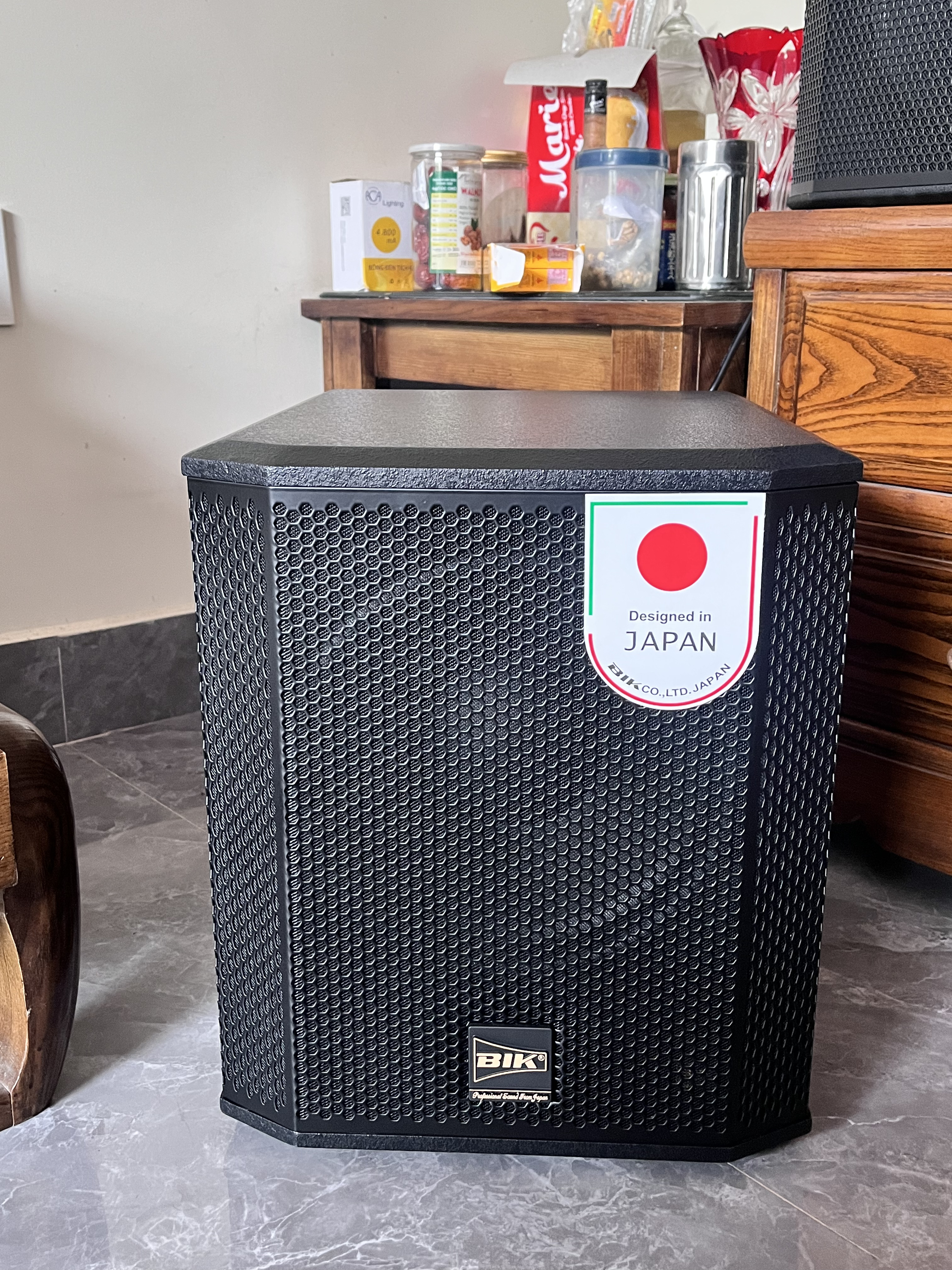 Khách hàngBich Hađánh giá về sản phẩmLoa sub điện BIK BBK-W25A (Bass 30cm)