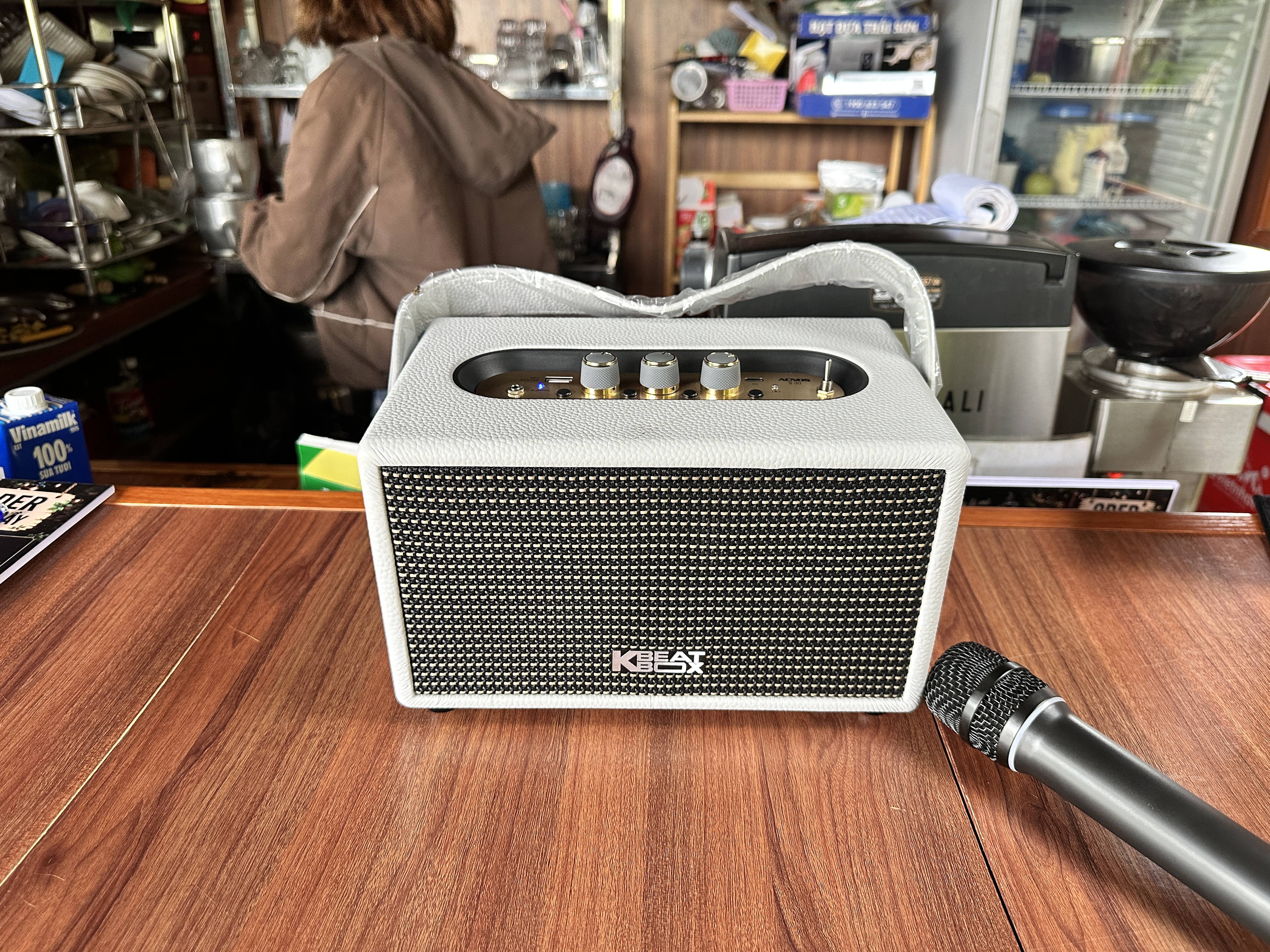 Khách hàngDo Binhđánh giá về sản phẩmLoa xách tay Acnos S30 (New 2026, 120W, Bluetooth 5.0, Kèm 2 tay micro)