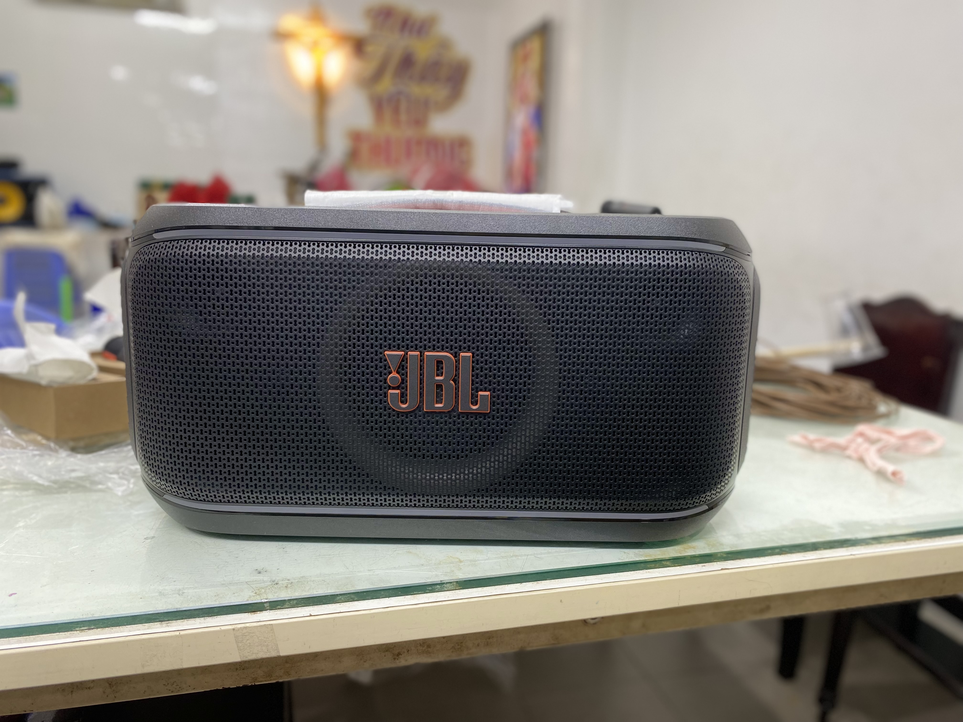 Khách hàngMỹ Chiđánh giá về sản phẩmLoa JBL PartyBox On The Go 2 (100W, Pin 15h, Kèm 2 micro)