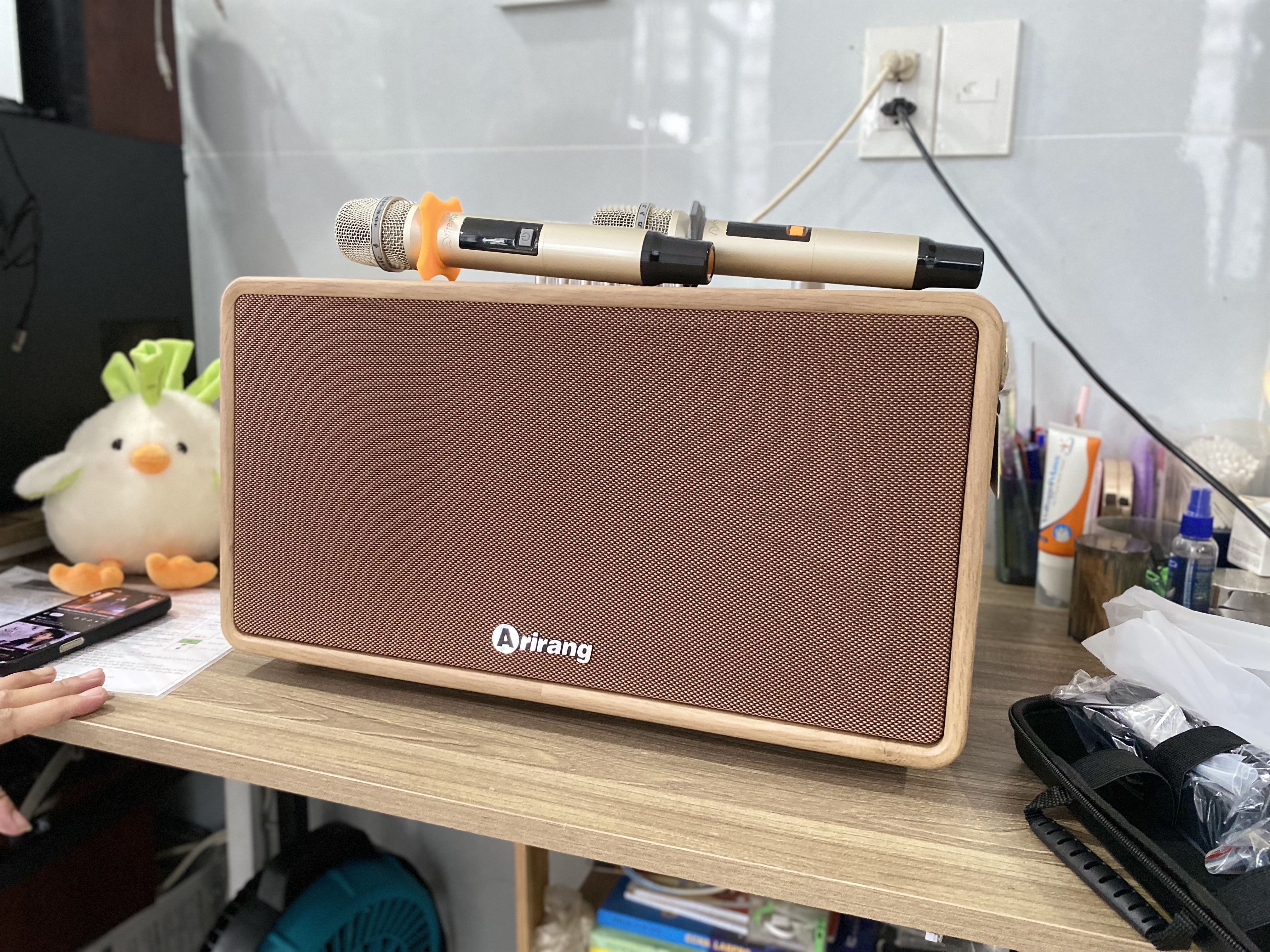 Khách hàngAnh Tuấn Trầnđánh giá về sản phẩmLoa xách tay Arirang MB2iw (bass 20cm, 300W/1200W, kèm 2 micro )