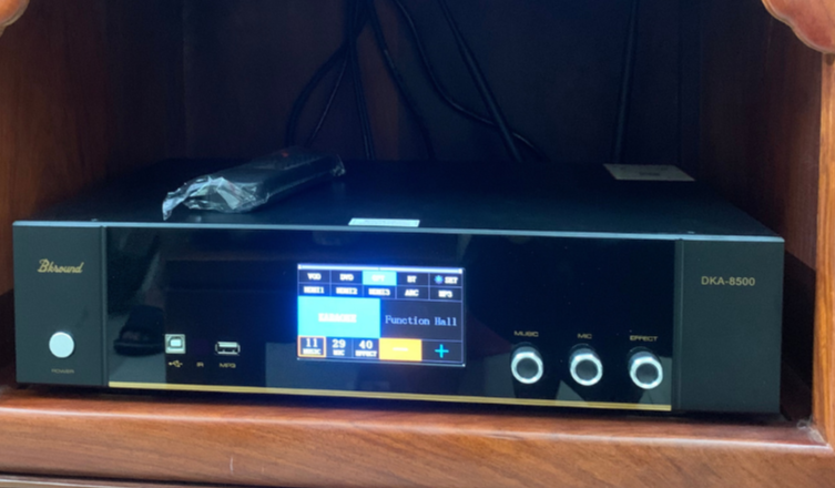 Khách hàngHải Anhđánh giá về sản phẩmDigital Karaoke Power Amplifier Bksound DKA 8500 New 2026 (750W, Optical, HDMI, Kèm 2 micro)