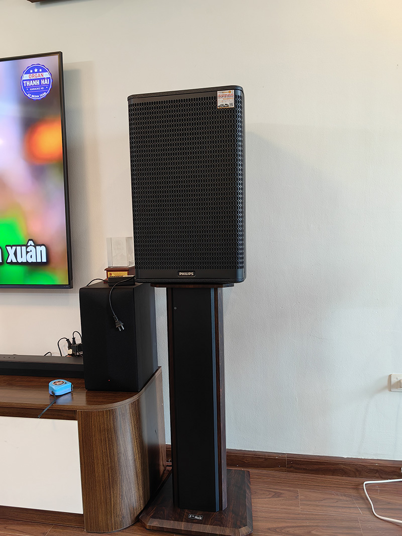 Khách hàngNguyễn Khánhđánh giá về sản phẩmLoa Philips CSS1600/70 (Bass 30cm, 400W RMS)