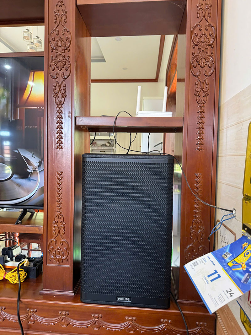 Khách hàngThanh Chươngđánh giá về sản phẩmLoa Philips CSS1600/70 (Bass 30cm, 400W RMS)